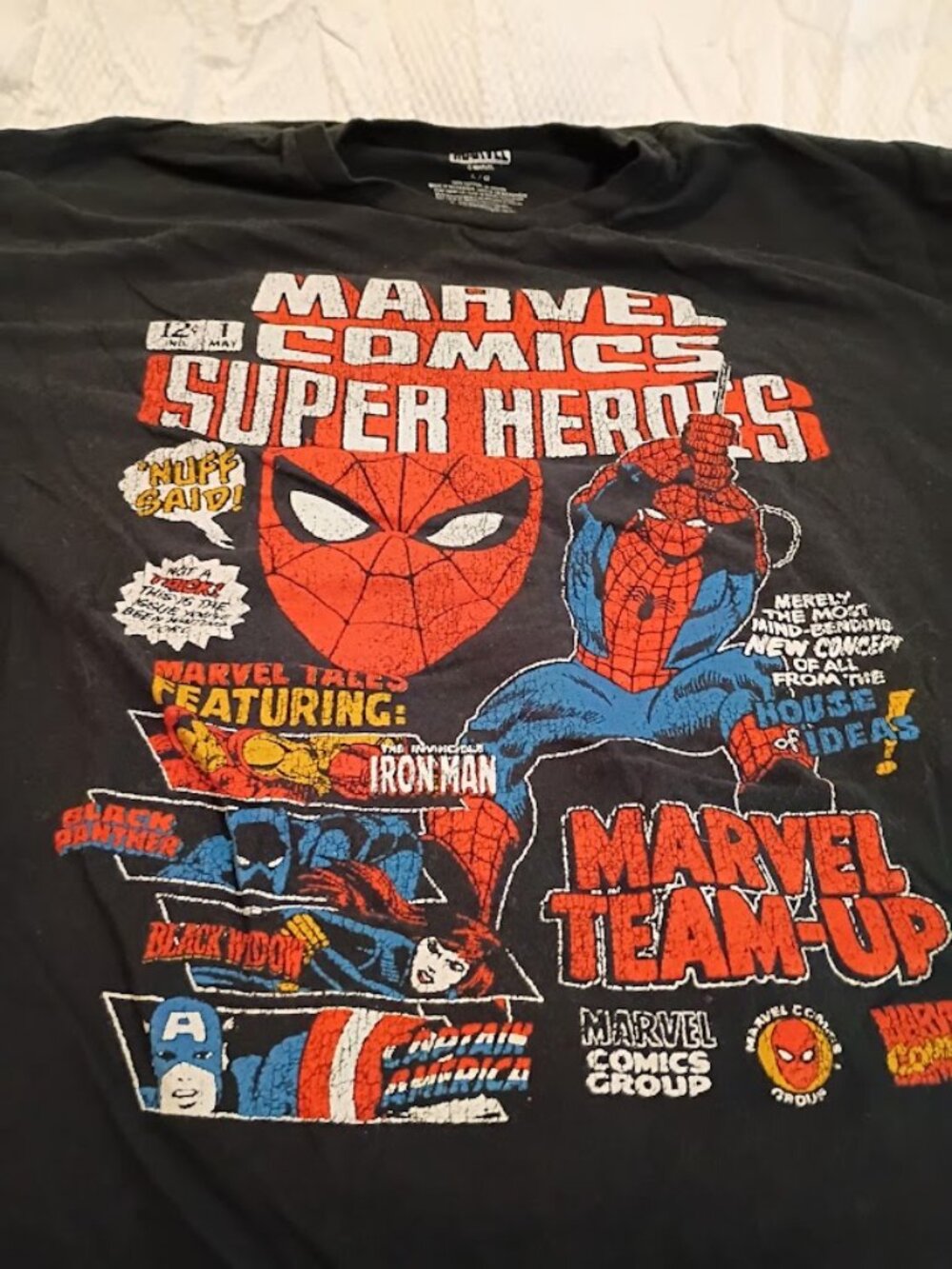 Marvel comics super heroes Vintage 1970s to 1980 L , Length 27.5" pit to pit 20"